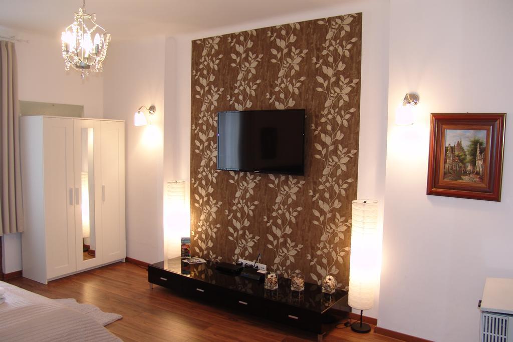 Romantic Centrum Apartman Budapest Ngoại thất bức ảnh
