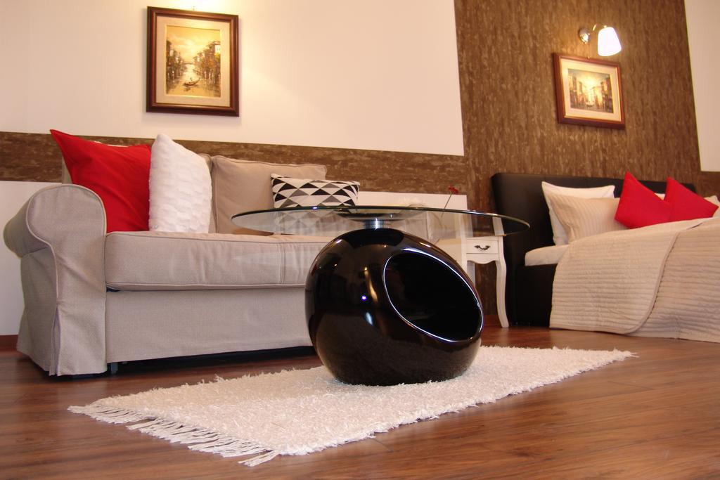 Romantic Centrum Apartman Budapest Ngoại thất bức ảnh